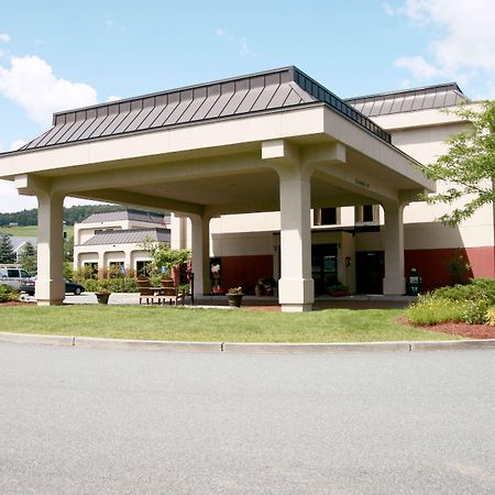 Hampton Inn White River Junction Eksteriør bilde
