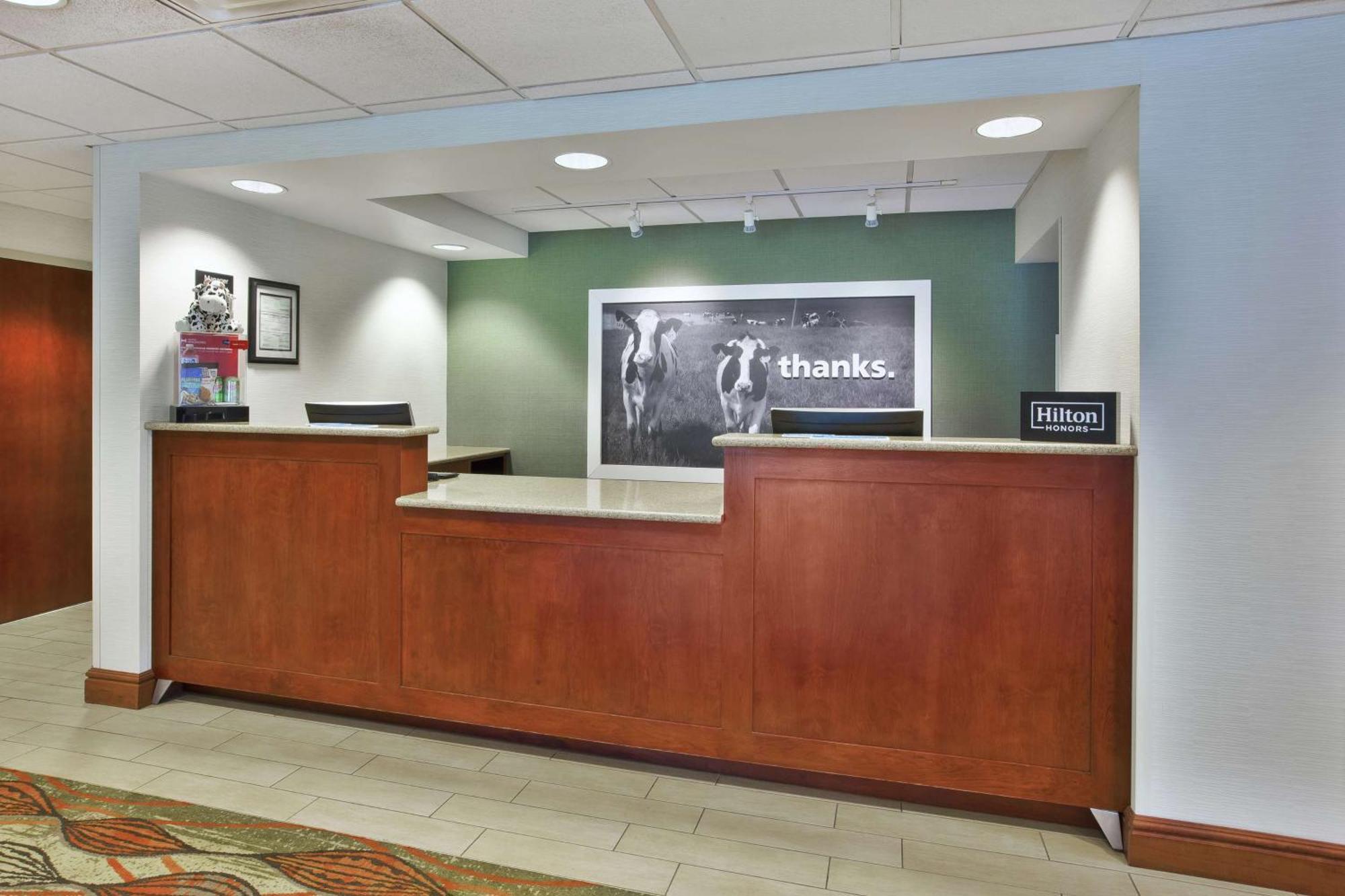 Hampton Inn White River Junction Eksteriør bilde